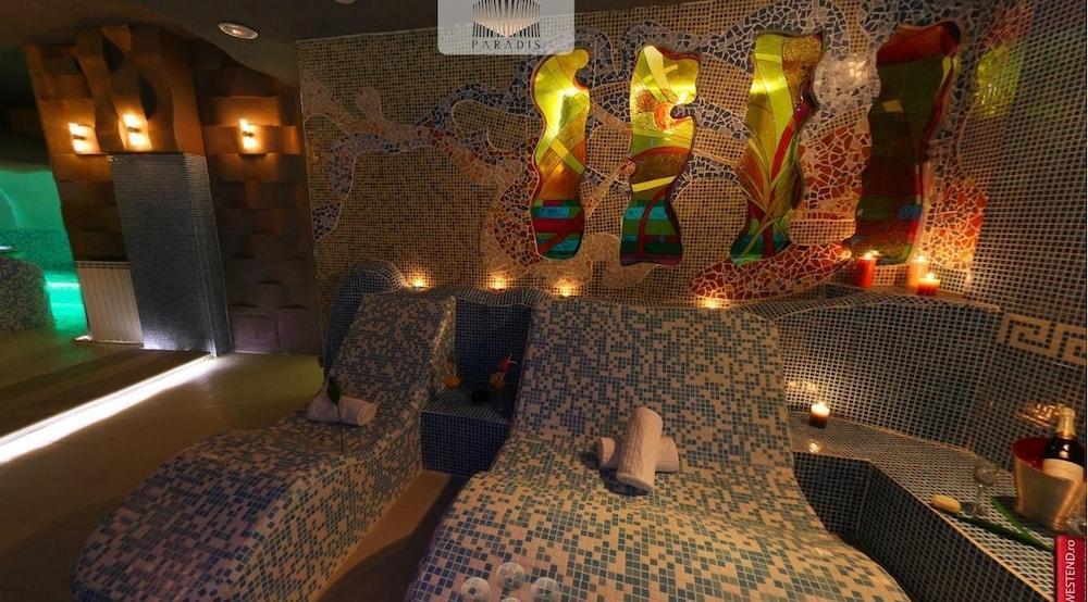Hotel Paradis Cluj-Napoca Ngoại thất bức ảnh